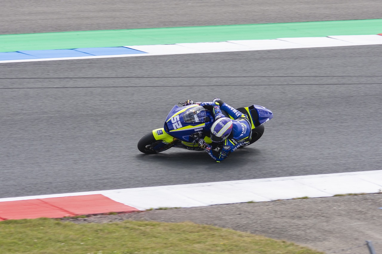 利并不仅仅 利并不仅仅